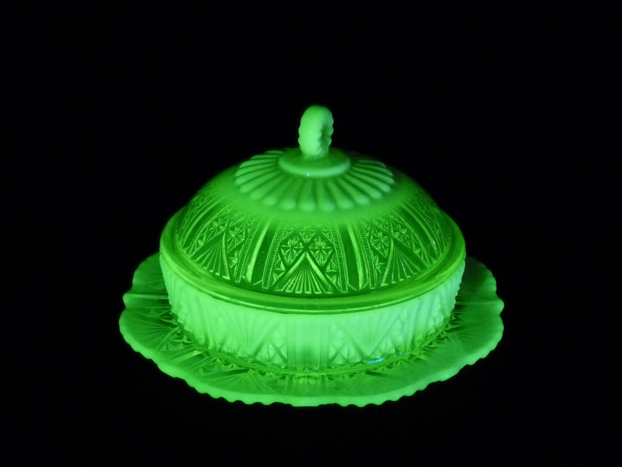 Uranium Glass Butter Dish, Davidson Primrose Pearline Glass