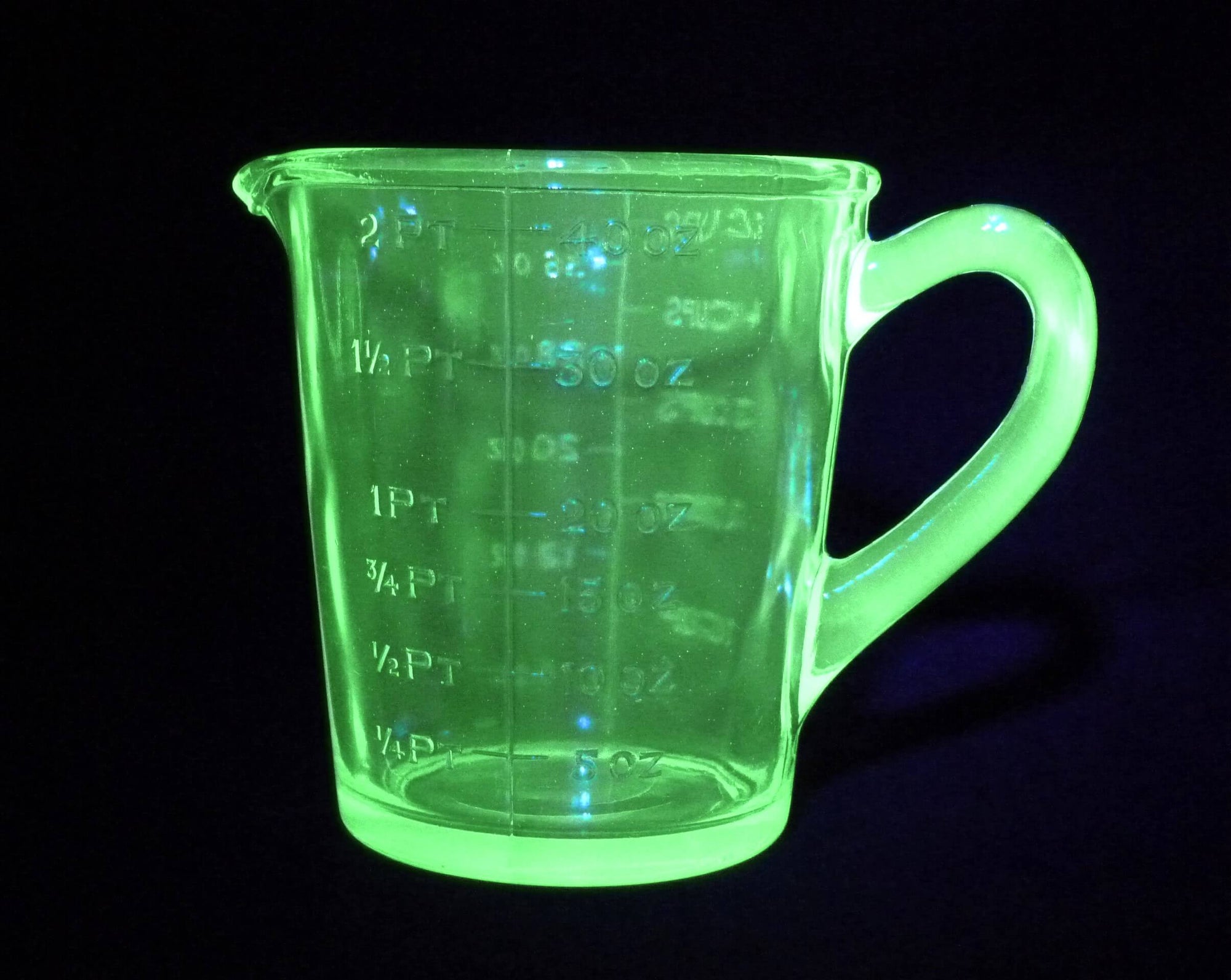 Large Uranium Glass Measuring Jug, 2 Pint, Glows Superbly